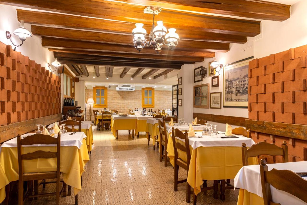Albergo Ristorante Leon D'Oro エステ エクステリア 写真